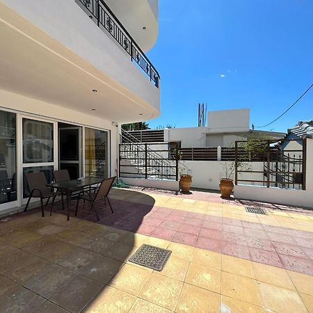 Azzurro Hotel Palairos Ngoại thất bức ảnh