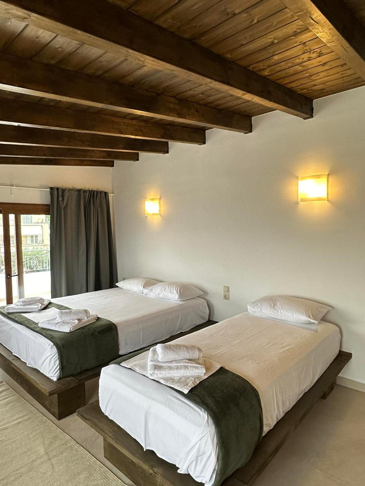 Azzurro Hotel Palairos Ngoại thất bức ảnh