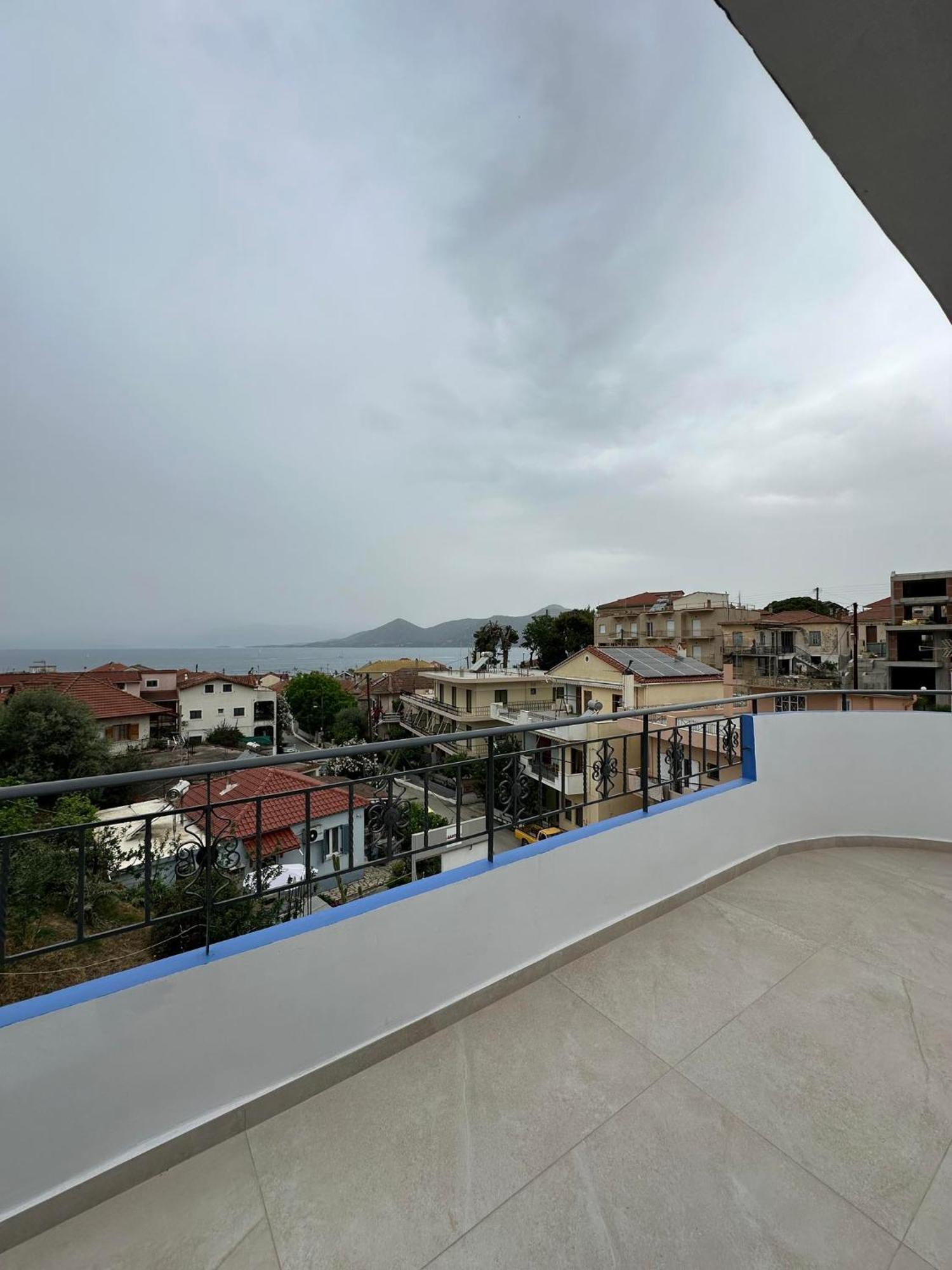 Azzurro Hotel Palairos Ngoại thất bức ảnh